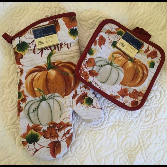 Fall/Thanksgiving Kitchen Glove & Potholder Set - Picture 2 of 6